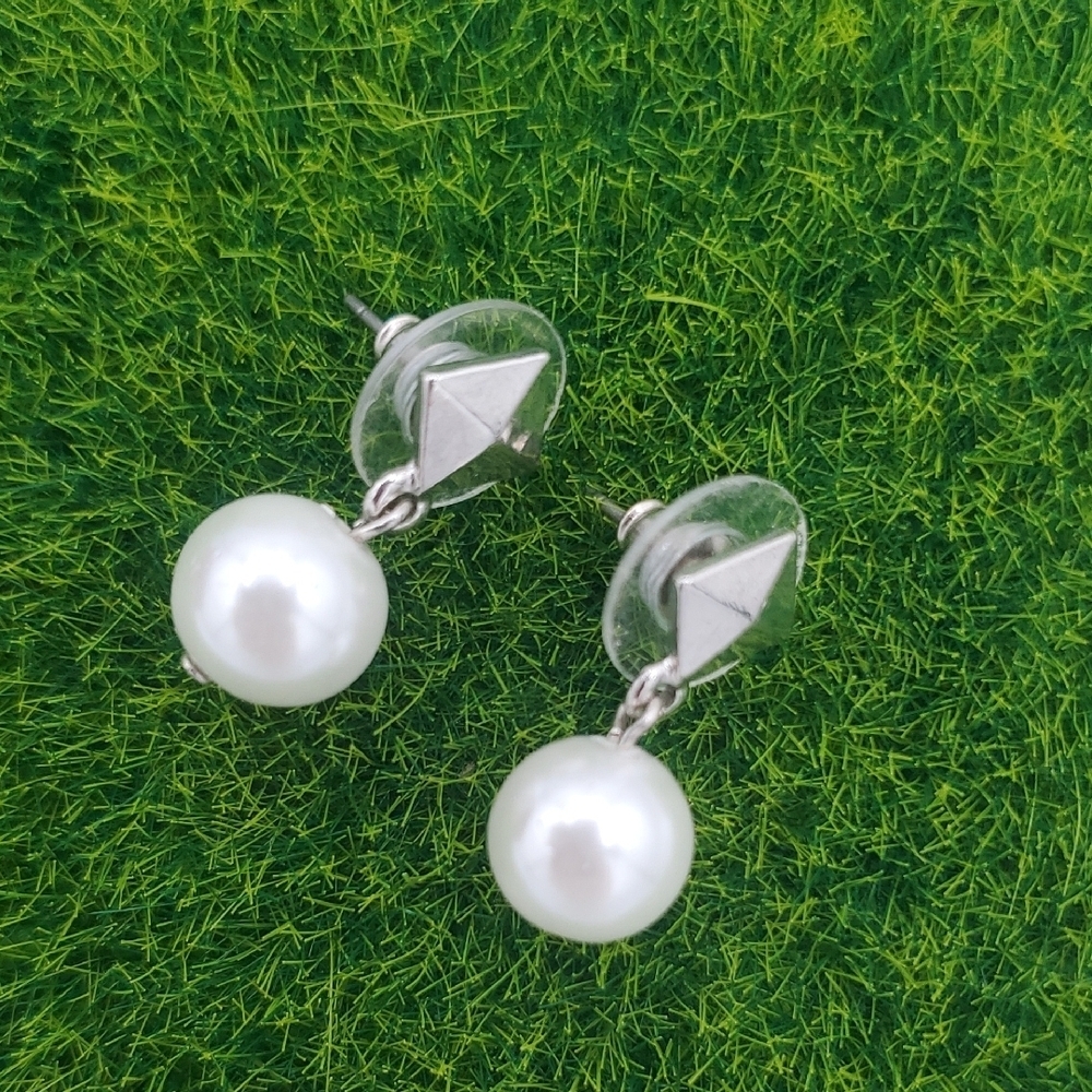 Pearl Haze Earrings E1019‎